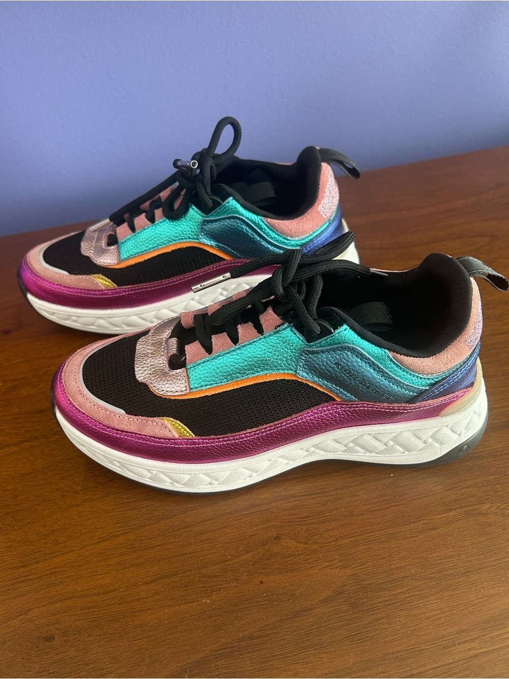 Kurt Geiger Women Kensington
Metallic Colorblock Sneaker Size 5.5-6